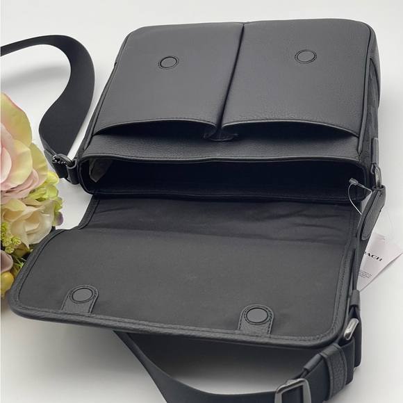 Coach Unisex Messenger Bag In Signature Jacquard With Stripe - Picture 10 of 15